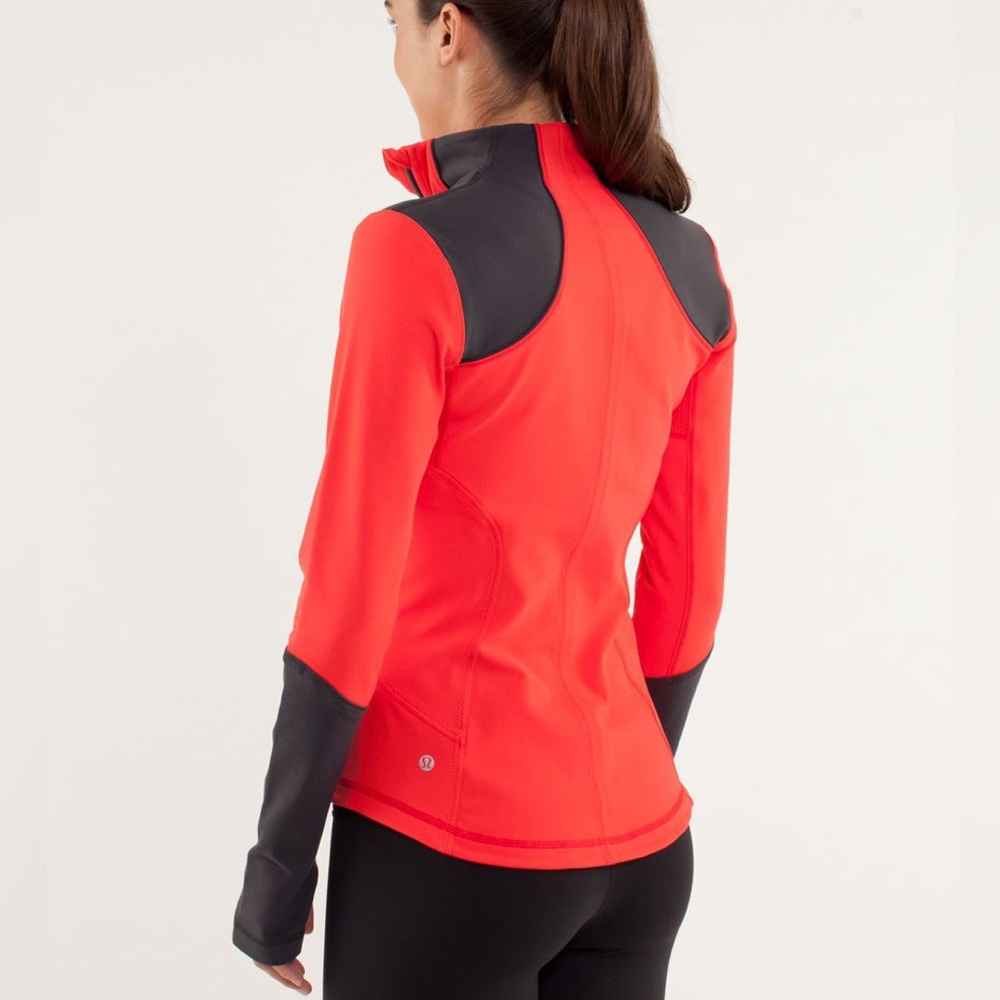 LULULEMON Forme Jacket Brushed in Love Red / Deep Coal - Picture 3 of 15